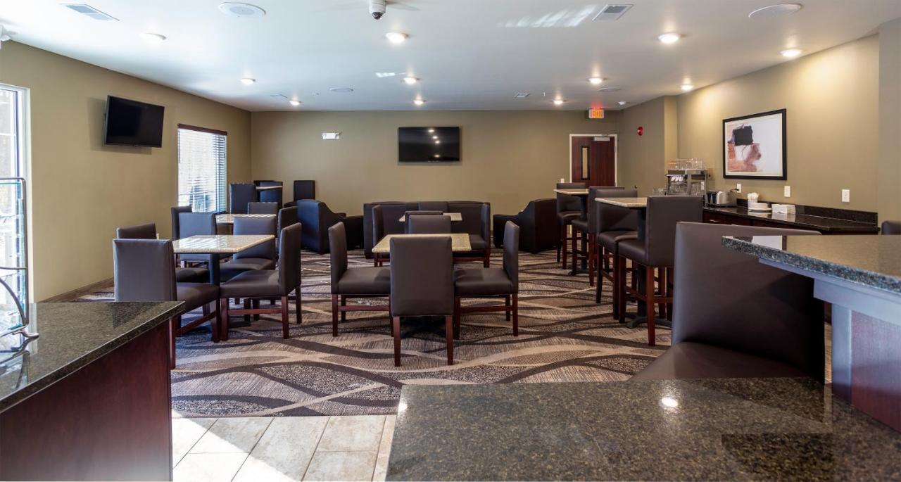 Cobblestone Inn & Suites - Brookville Exterior foto